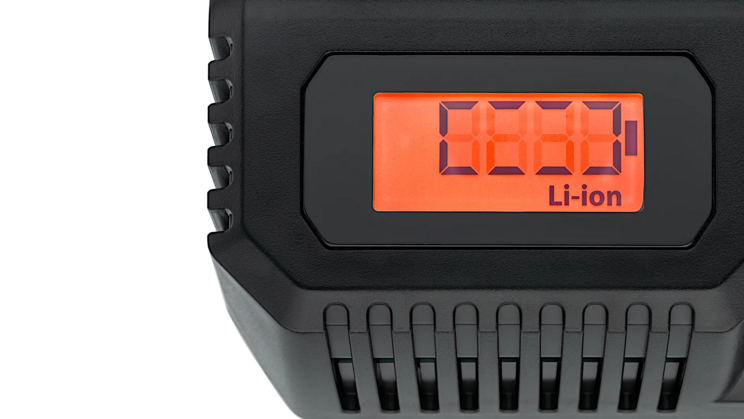 Nahaufnahme des Displays des 9501-1018 Akku-Schnellladeger&auml;ts mit roter Anzeige, die einen leeren Ladezustand signalisiert. Beschriftung &bdquo;Li-Ion&ldquo;.